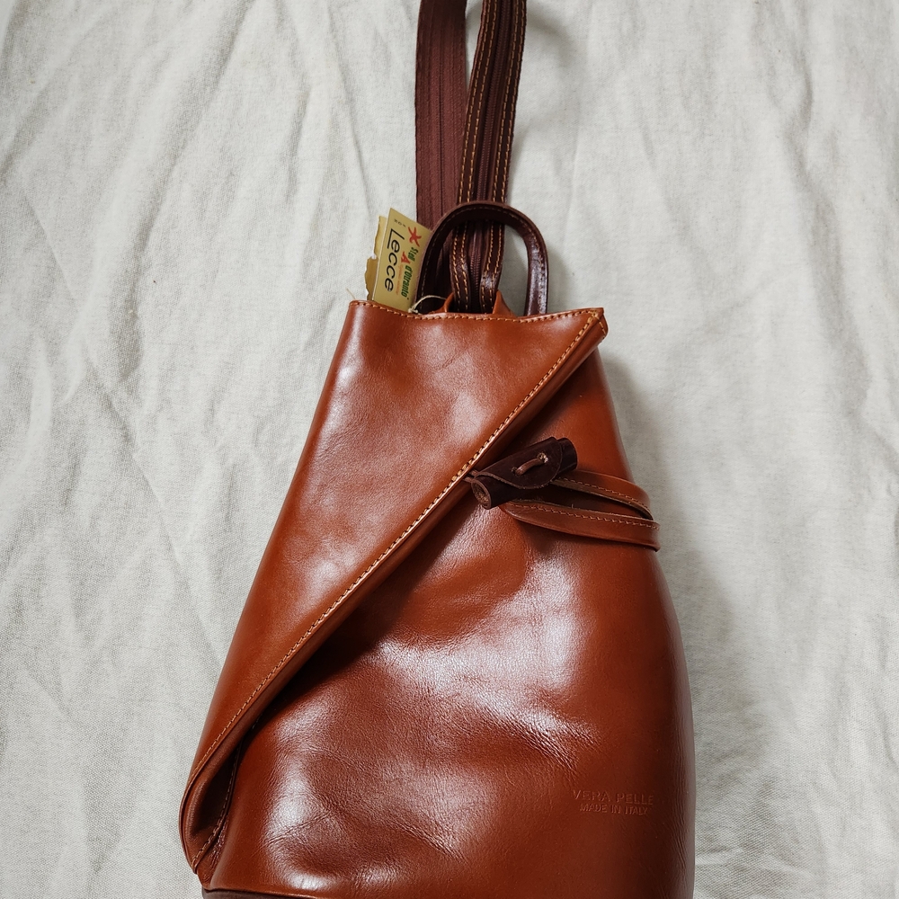 Vera Pelle Italian Leather Backpack Shoulder Bag